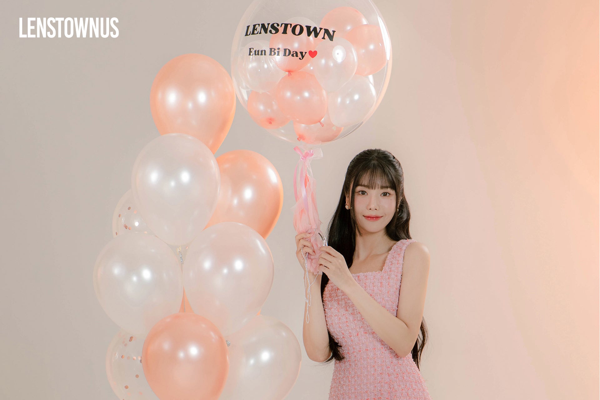The Colorful World Of Colored Contact Lens – LENSTOWNUS