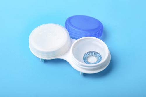 The difference between contact lenses and soft lenses